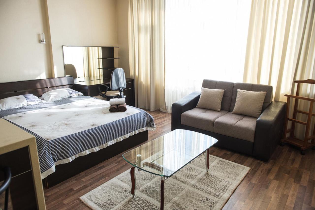 Apartment On Kunayeva 38 Shymkent Luaran gambar